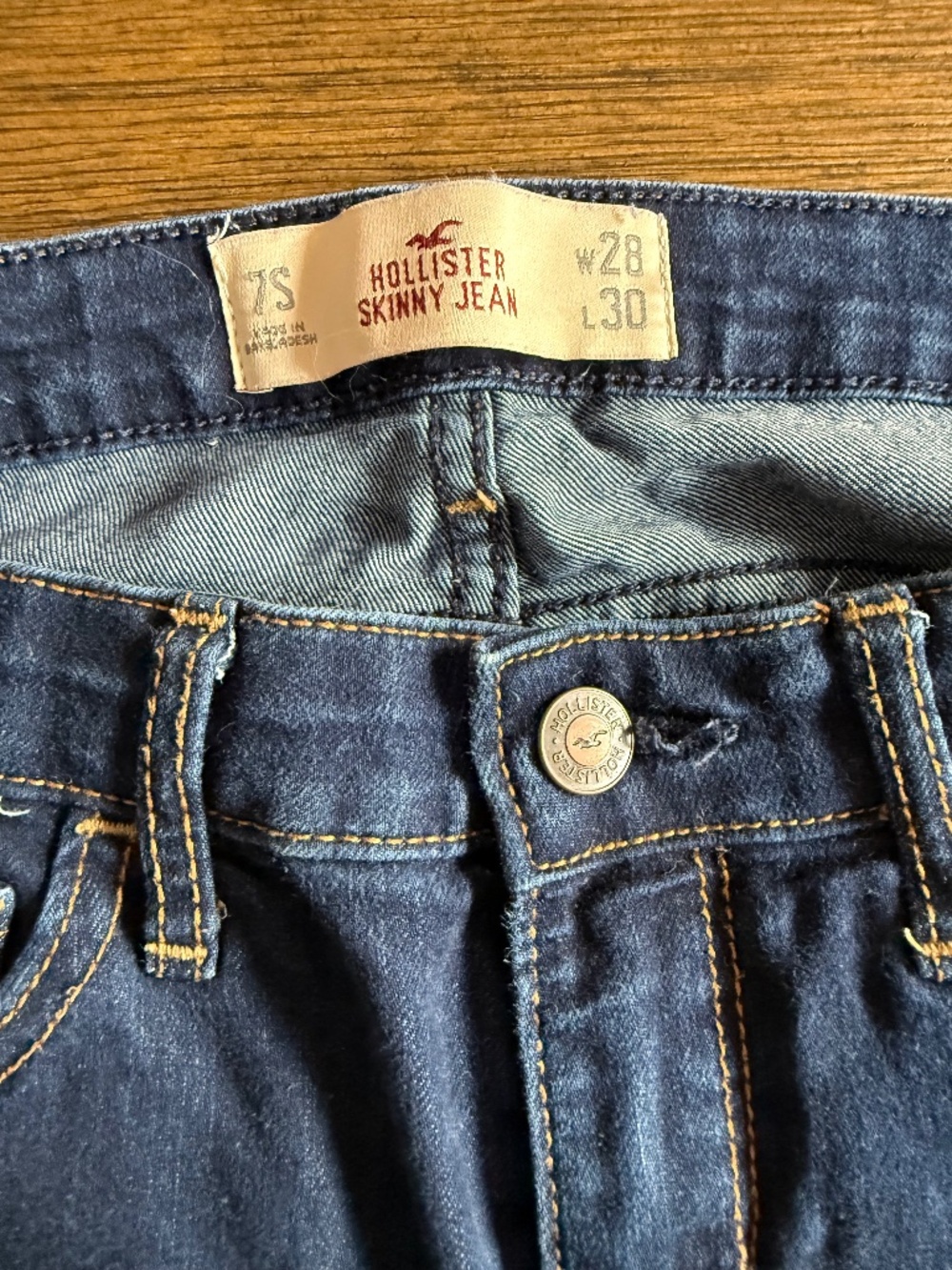 Hollister Size 7 Short Skinny Jeans